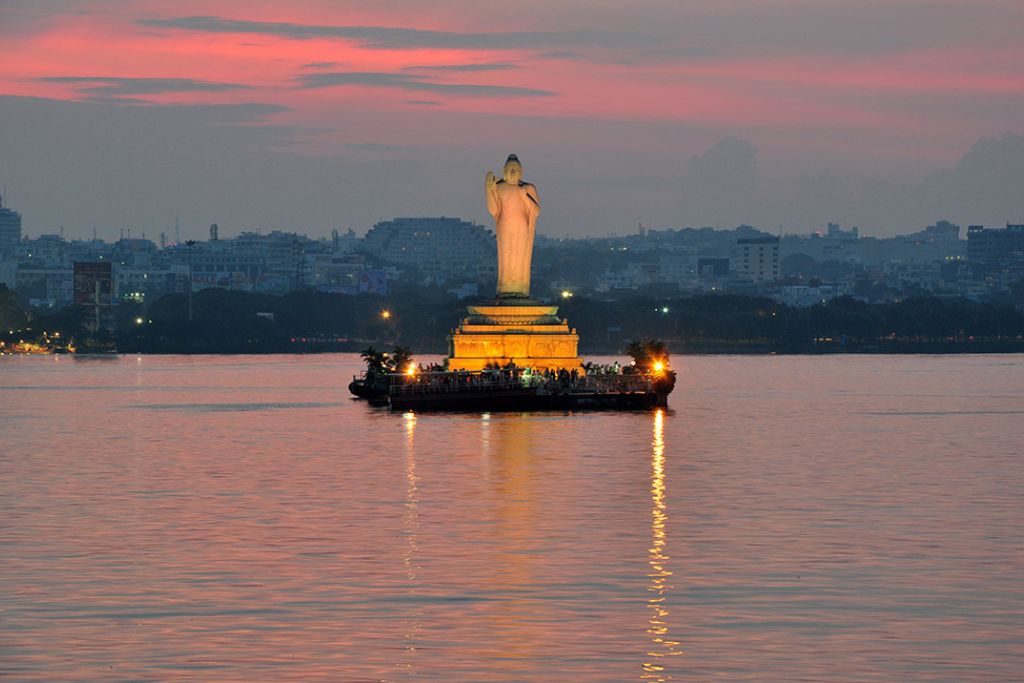 Hussain Sagar Lake