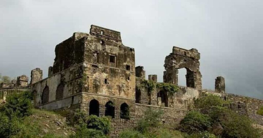 Kondaveedu Fort - A Hilltop Marvel