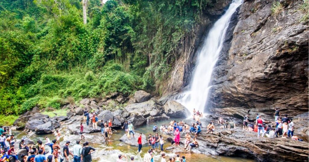 Soochipara (Soochipura) Falls