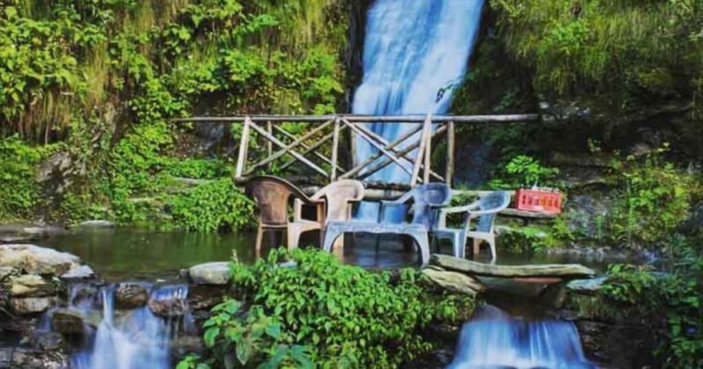 Jana Waterfall - Riverside Seclusion