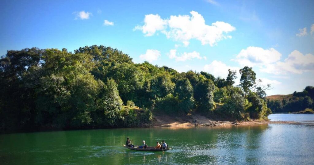 Nongkhnum River Island - Island Solitude in the Highlands