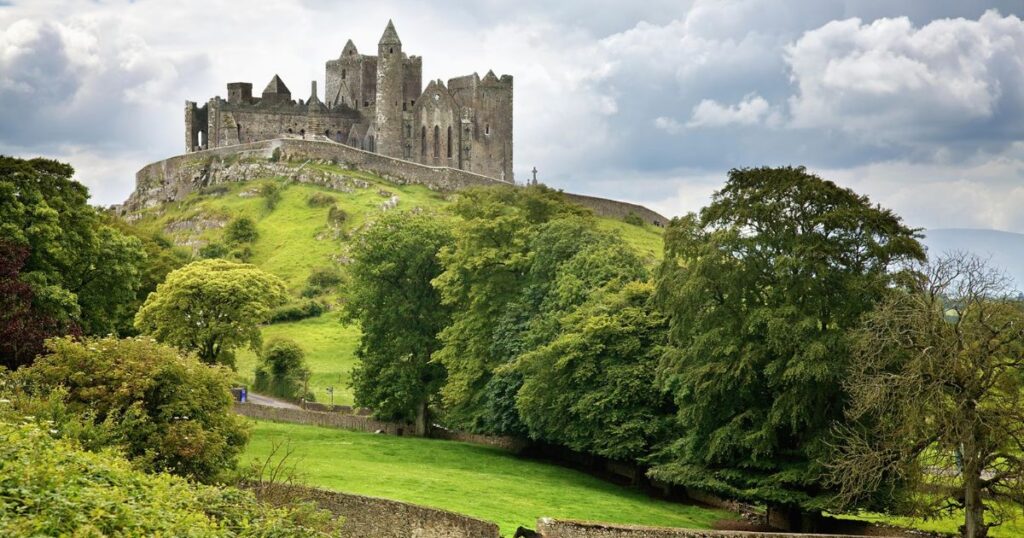 Ireland - Verdant Landscapes and Rich Stories