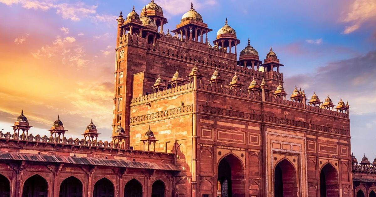 haunted places in agra