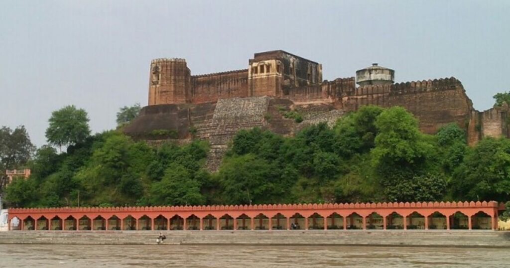Akhnoor Fort