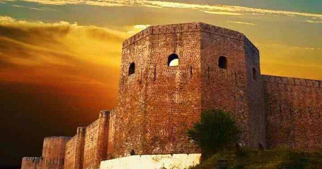 Bahu Fort