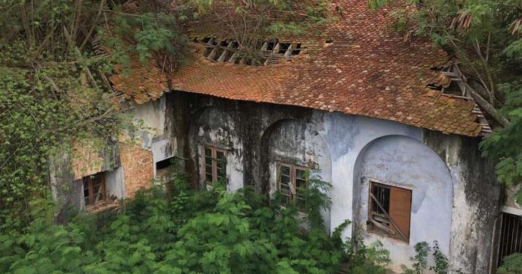 Abandoned British Bungalows