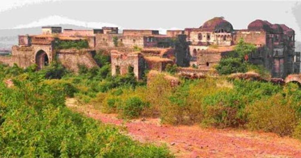 Fatehgarh Fort